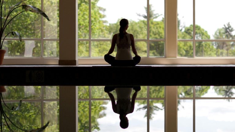 female yoga pool gallery lenox canyon ranch 2000x1125 1 768x432